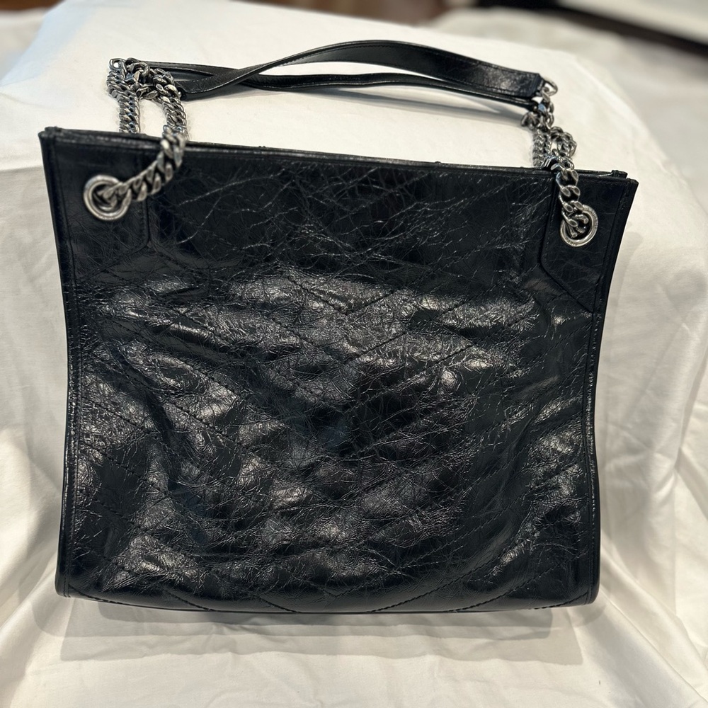 Saint Laurent
Niki Medium YSL Shopper Tote Bag in Crinkled Leather